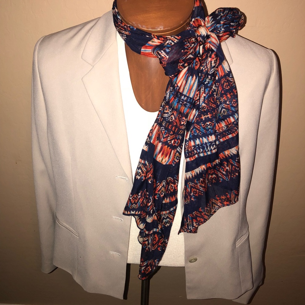 Winter white 14P blazer brand new!